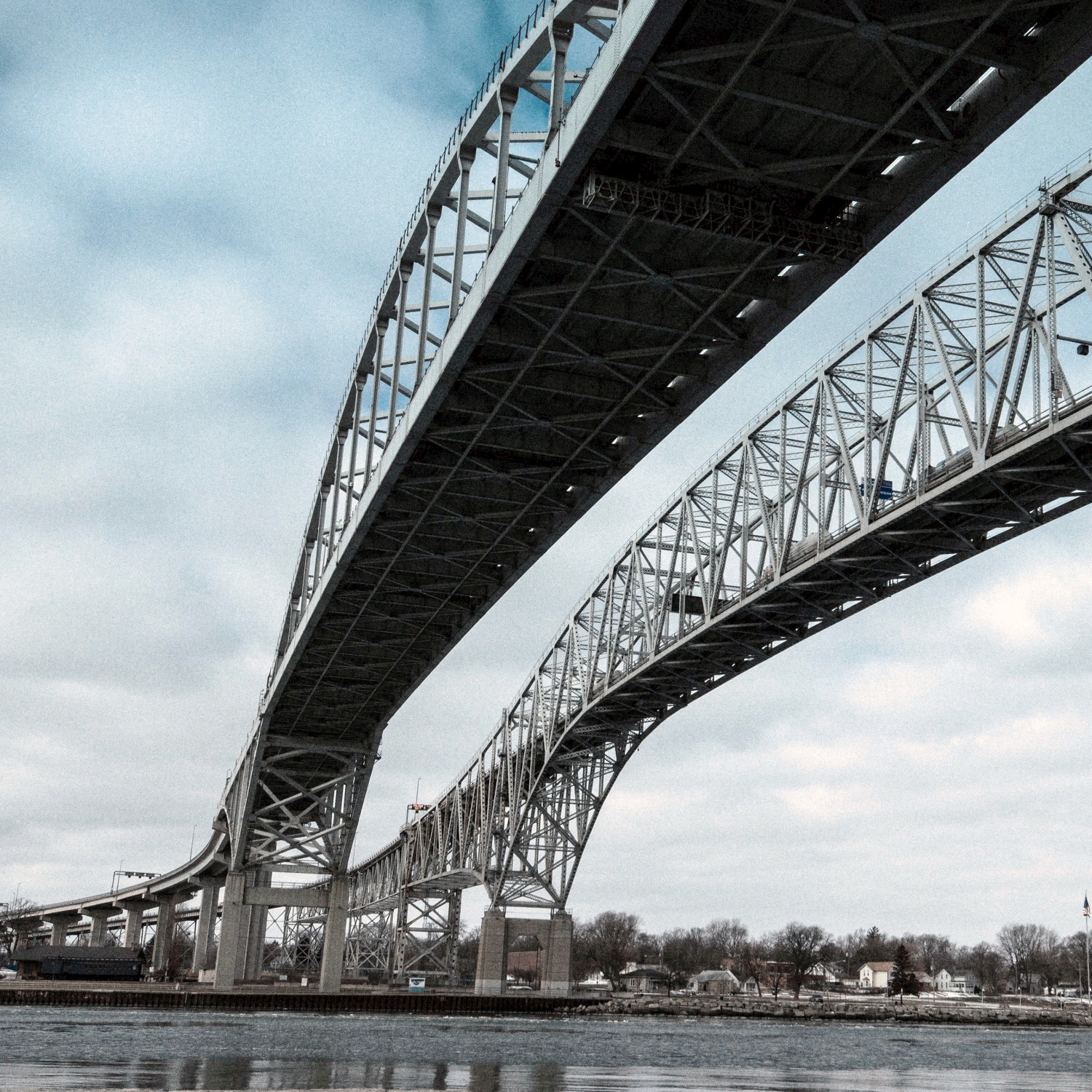 Under the Dorogomilovsky Bridge