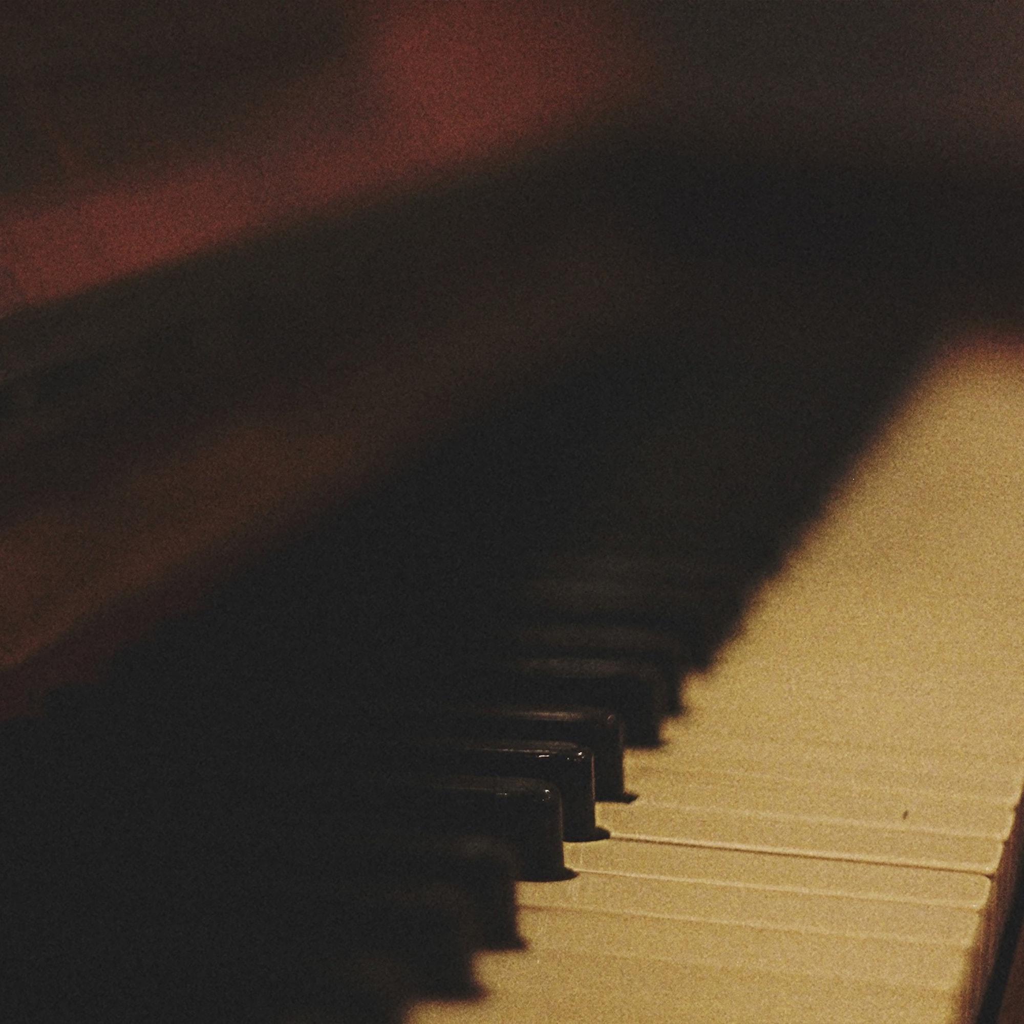 30 Sensual Piano Melodies - an Intimate Collection for a Romantic Ambience