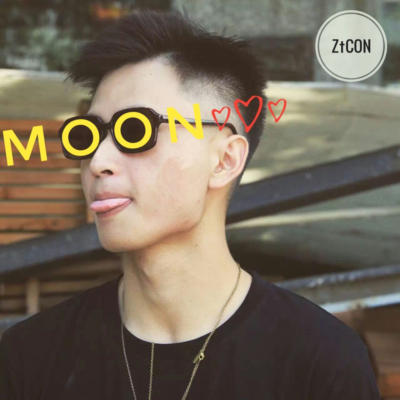 MOON