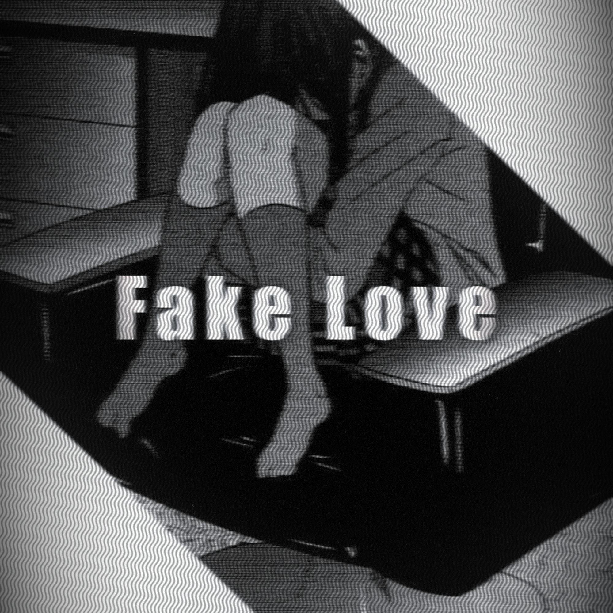 ＦＡＫＥ ＬＯＶＥ