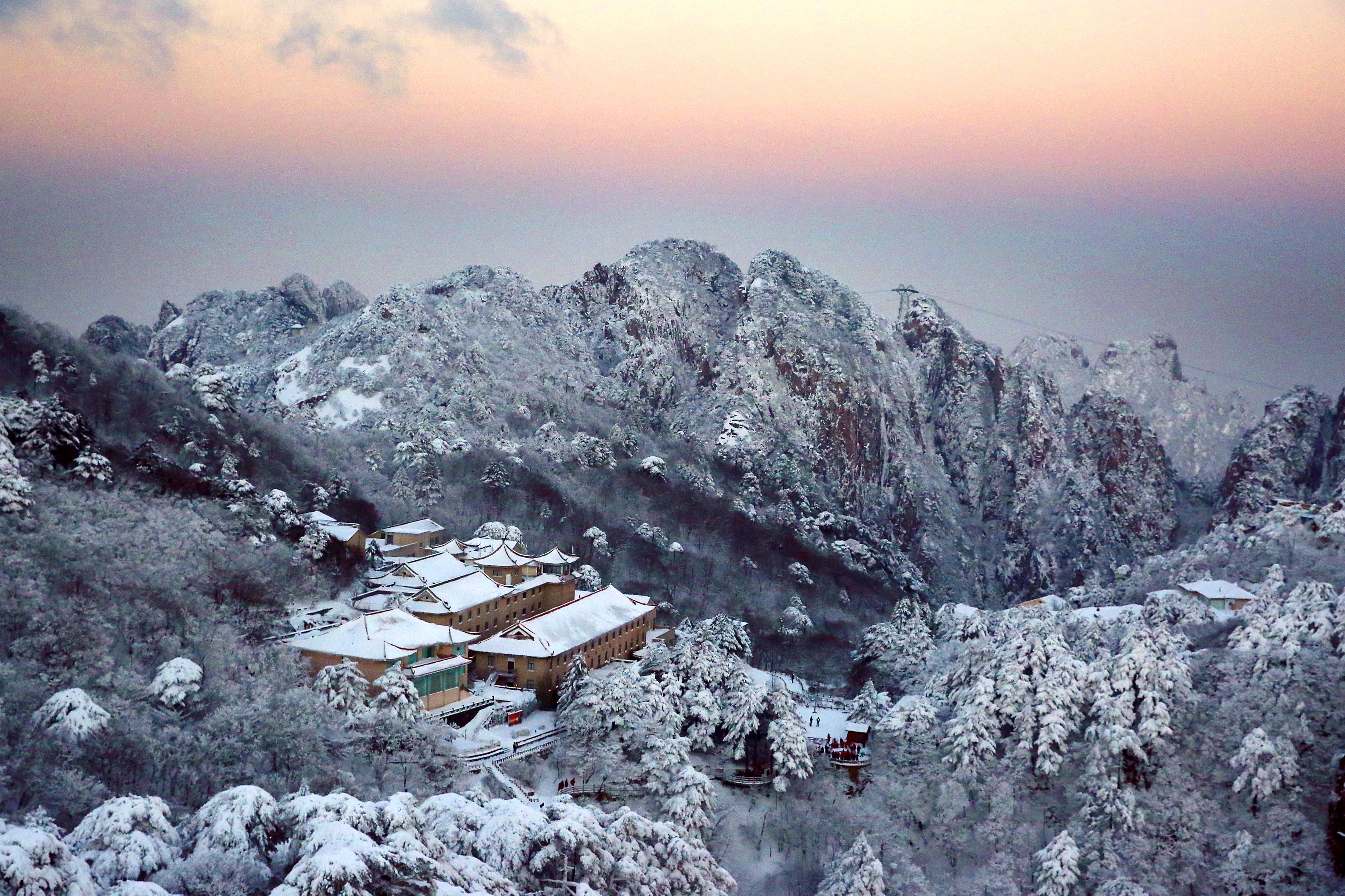 黄山初雪