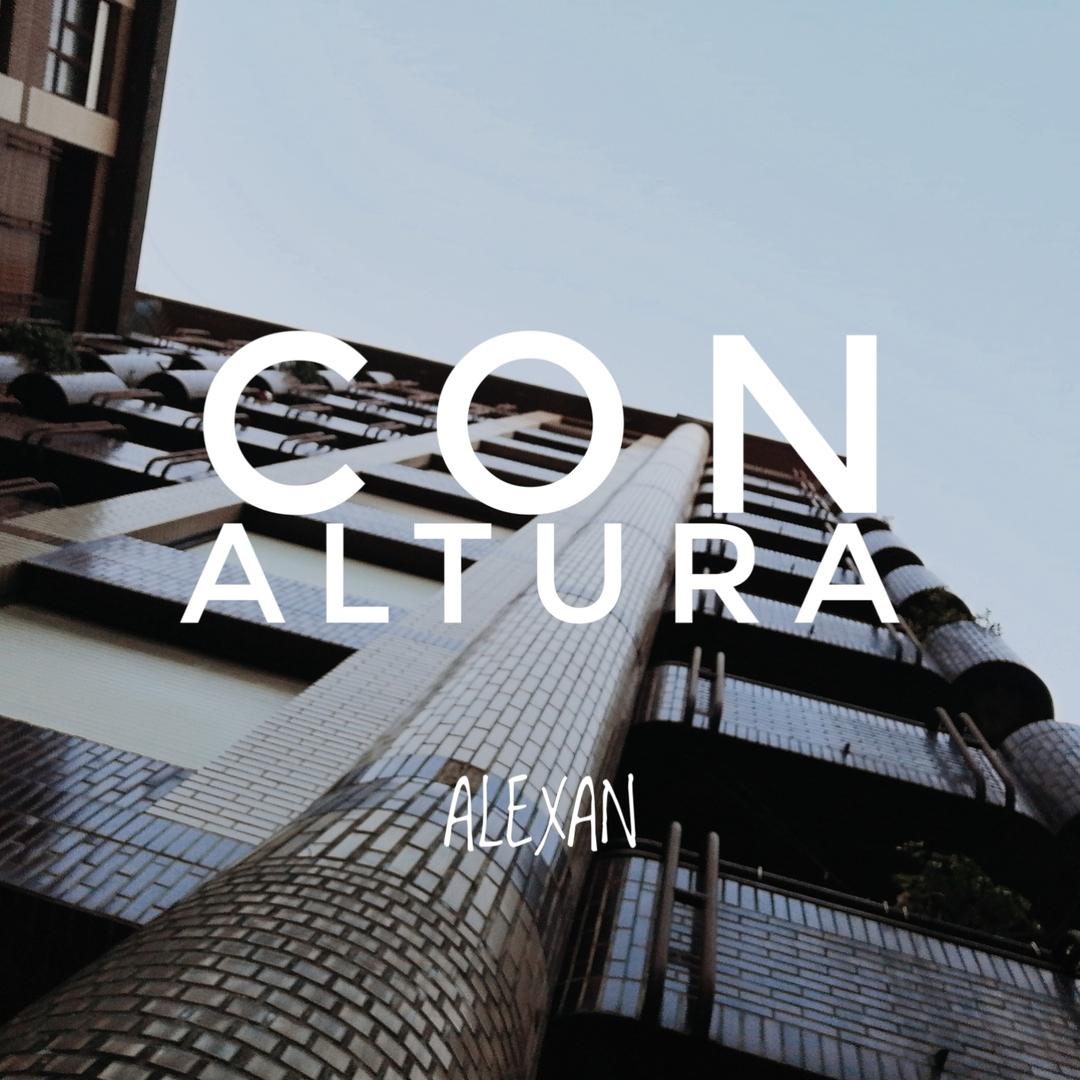 Con Altura