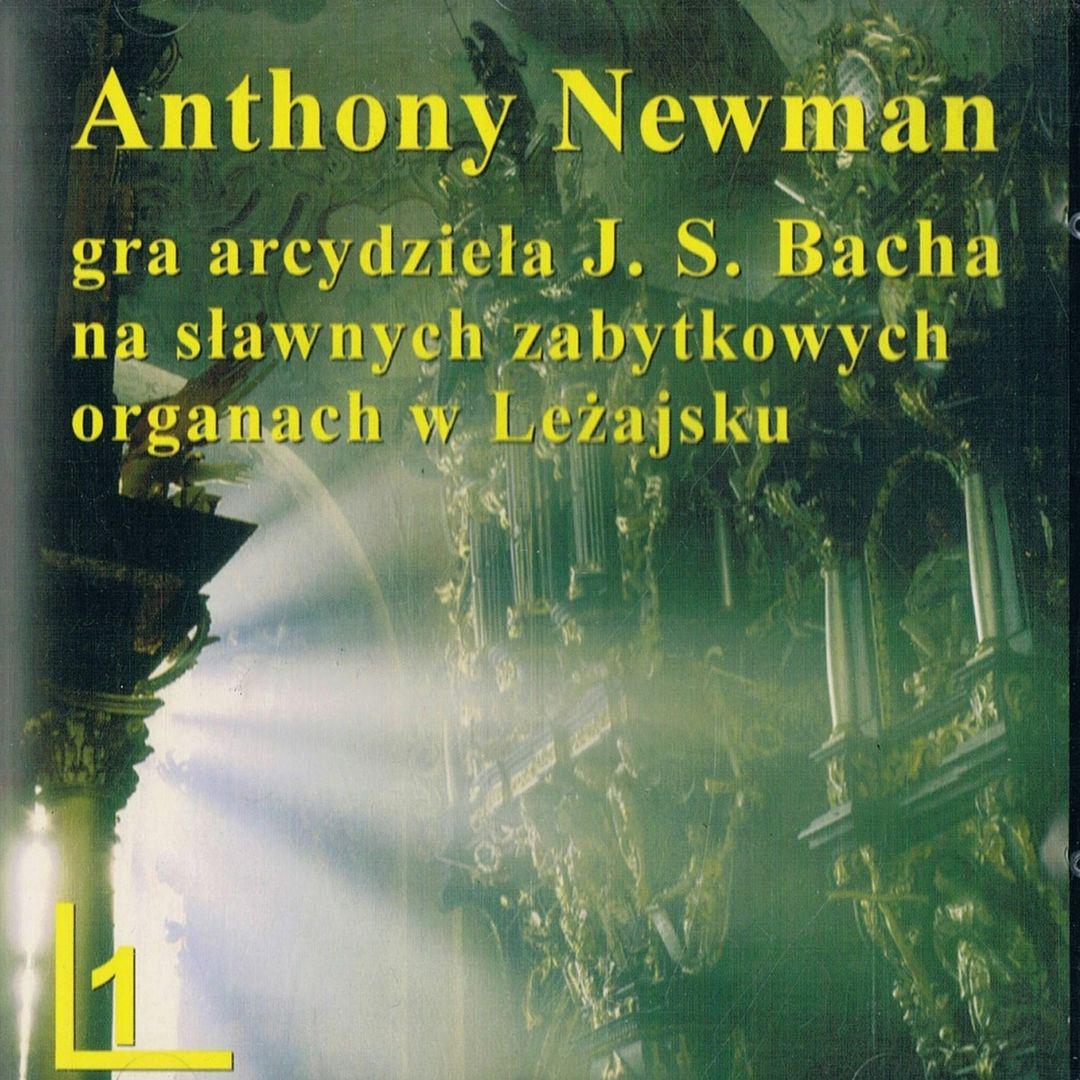 Gra arcydzieła J. S. Bacha na sławnych zabytkowych organach w Leżajsu