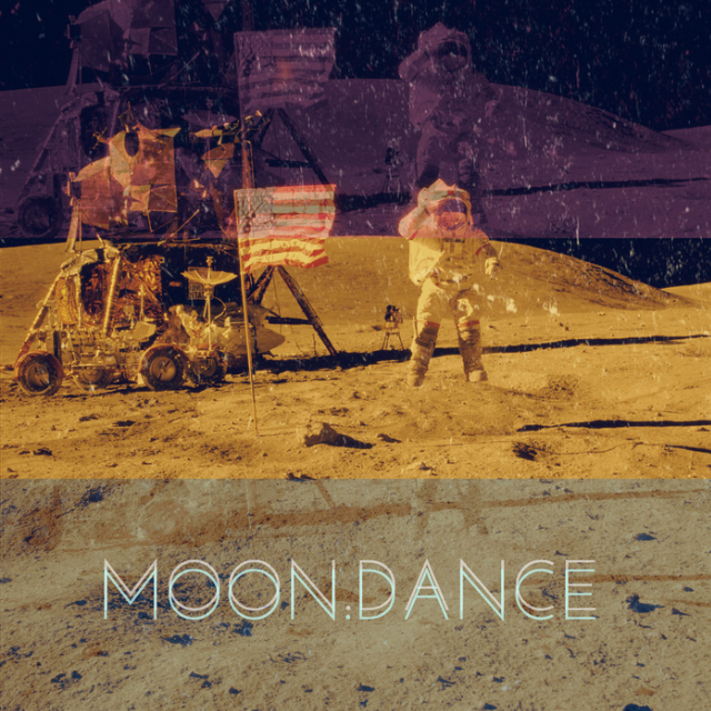 Moon.Dance