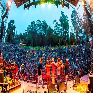 Live At Greek Theatre, Berkeley, CA