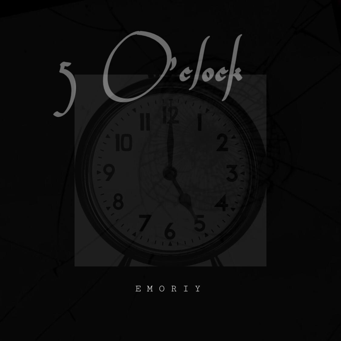 5：00 （5 o'clock）